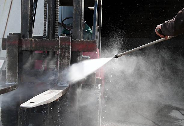 Best Playground Equipment Cleaning  in Forest View, IL